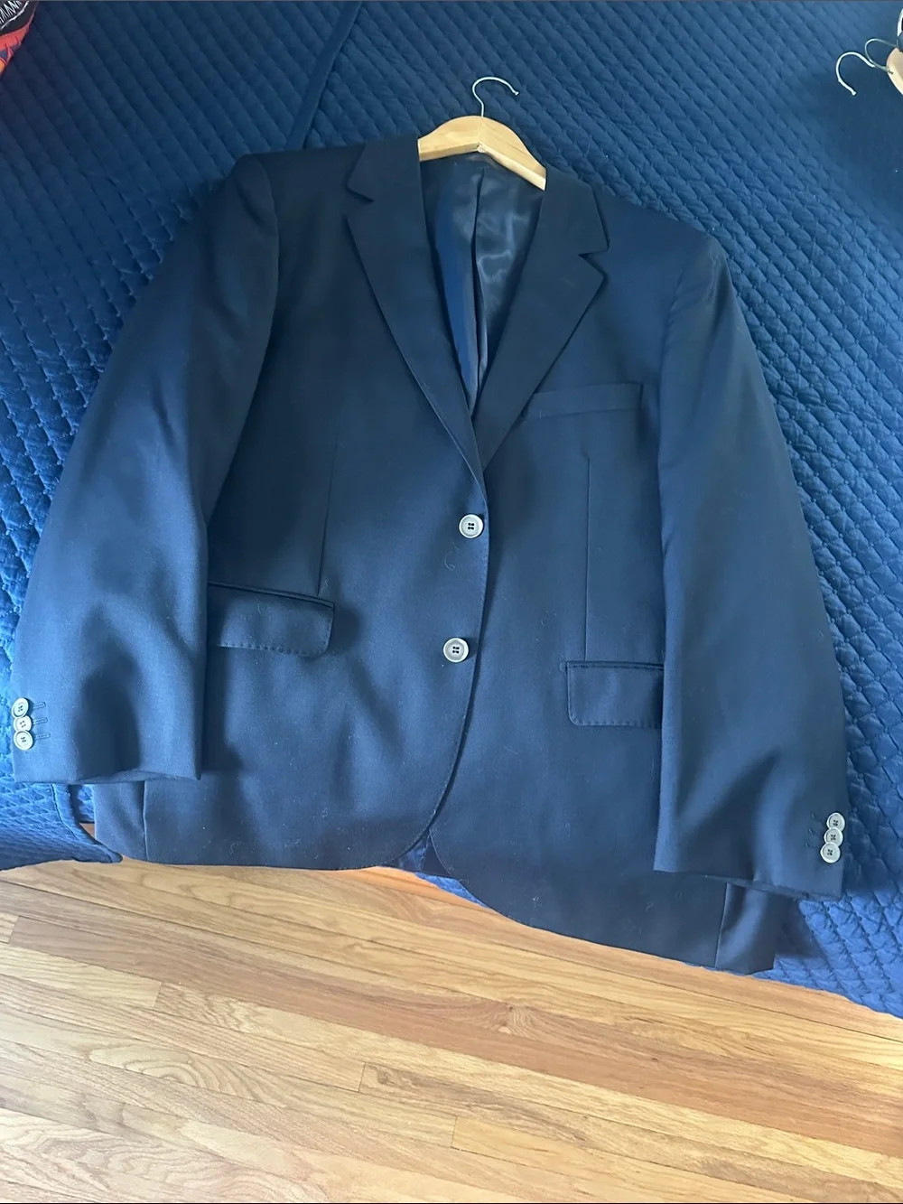 Men's Navy Two-Button Sport Coat - Tailored Classic Blazer